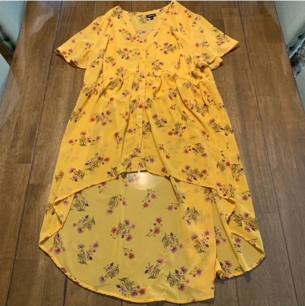 Torrid Yellow High Low Floral Button-Front Dress